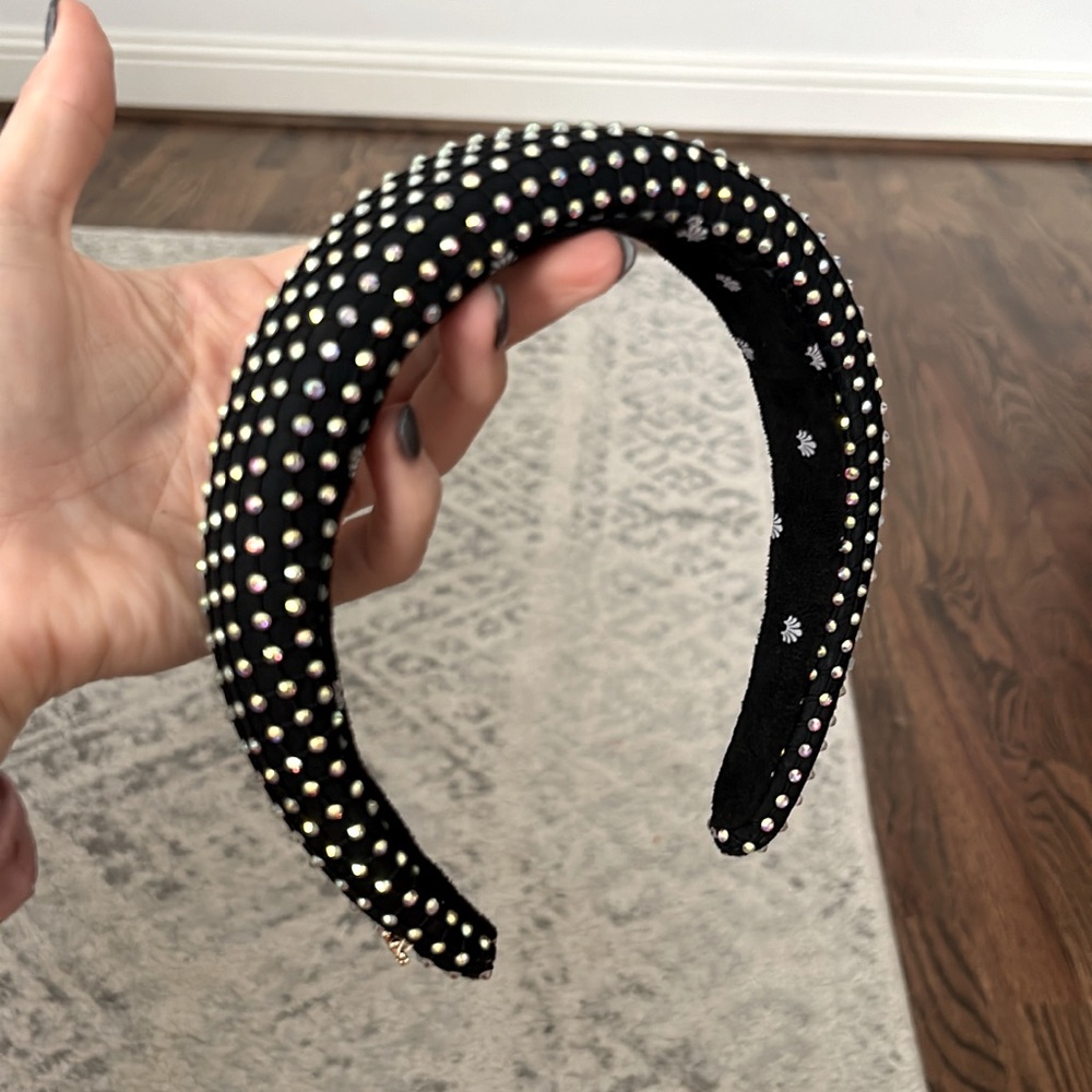 Lele Sadoughi crystal embellished black headband